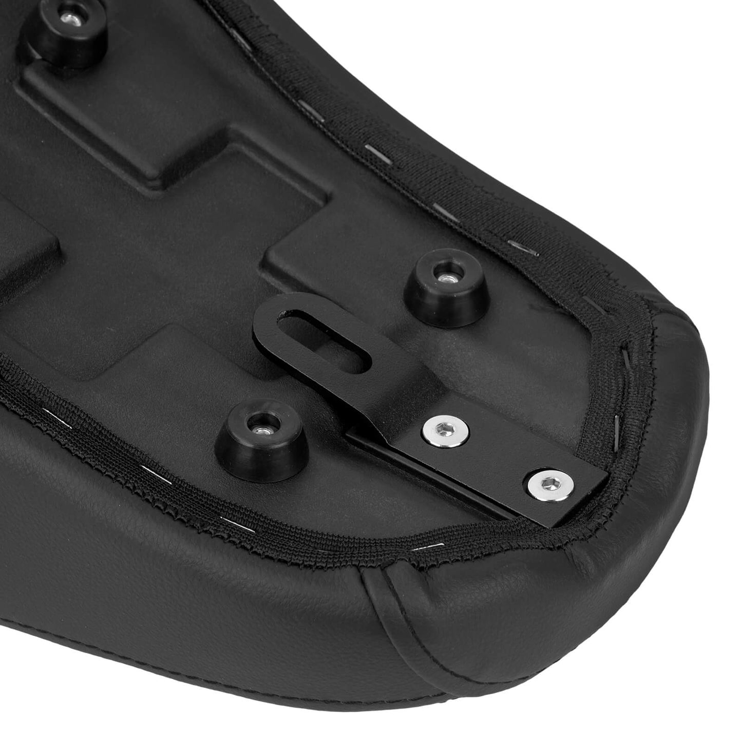 CB016901_HCmotorku_Front&Rear One-Piece Seat Two-up Seat-Black Stitching for Harley Fat Boy FLSTF ‘18-’25 Breakout FXBRS ‘23-’25 Detail
