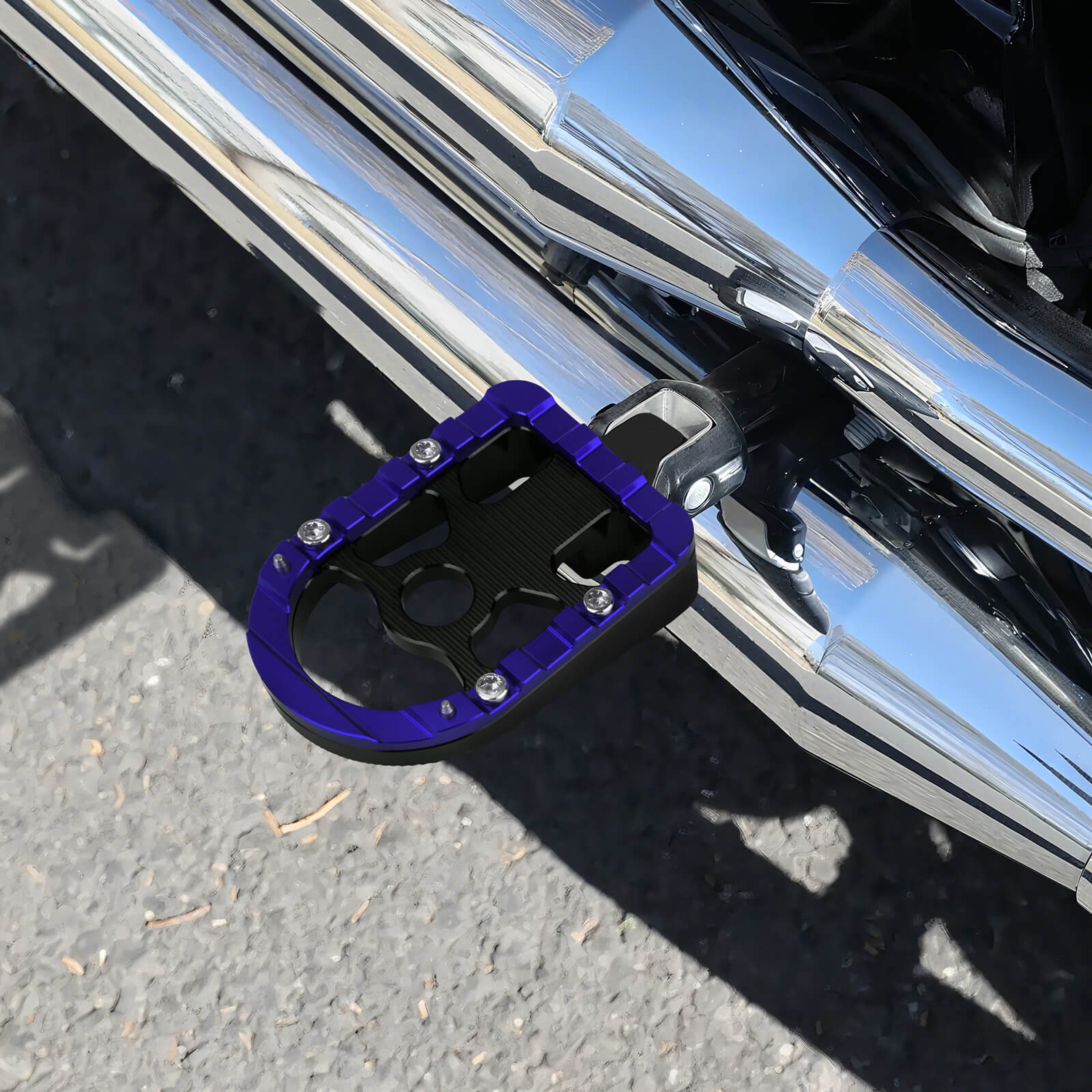 PE018003 hcmotorku highway Passenger Foot Pegs Blue Pedals for harley