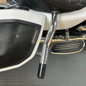 ZHTJ0002 hcmotorku Chrome Saddlebag Guard Crash Bars For Harley street glide