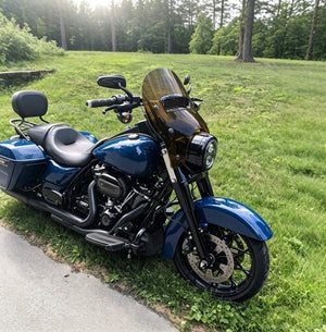 Vented Motorcycle Windshield for Harley Touring FLHR FLHRC FLHRXS | HCmotorku